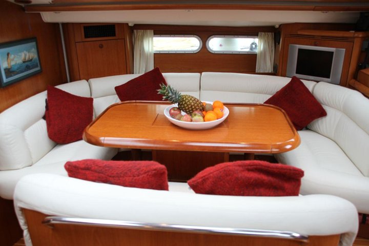 1-Night Whitsundays Private Charter Aboard Cruising Yacht Milady Airlie Beach